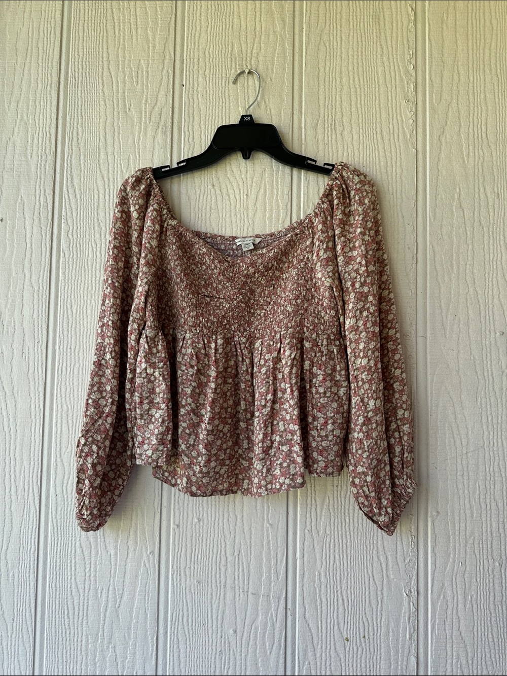 American Eagle Floral Peasant Blouse